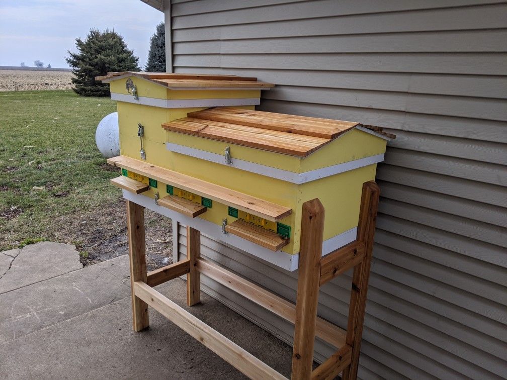 Langstroth Hive Setup — Masterson's Garden Center, Inc. Langstroth Hive Setup — Masterson's Garden Center, Inc.